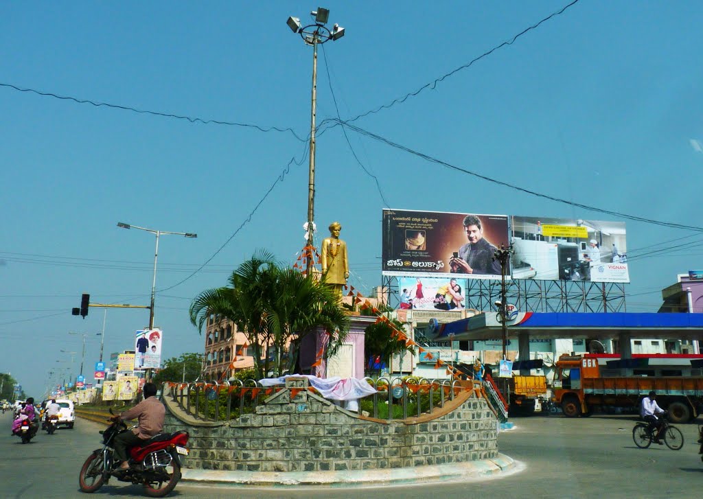 Statue of Sri K. Ramanaiah Naidu at Revathi Center at Machilipatnam