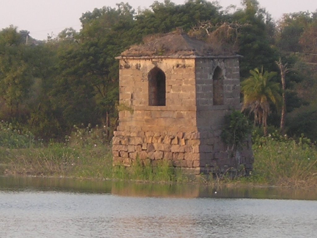 Qilla Pond