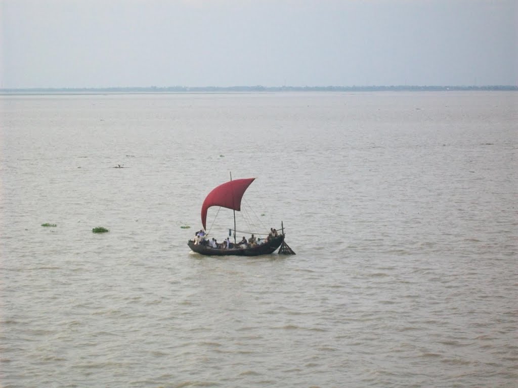 Boat in Ganga River Near Kuppaghat