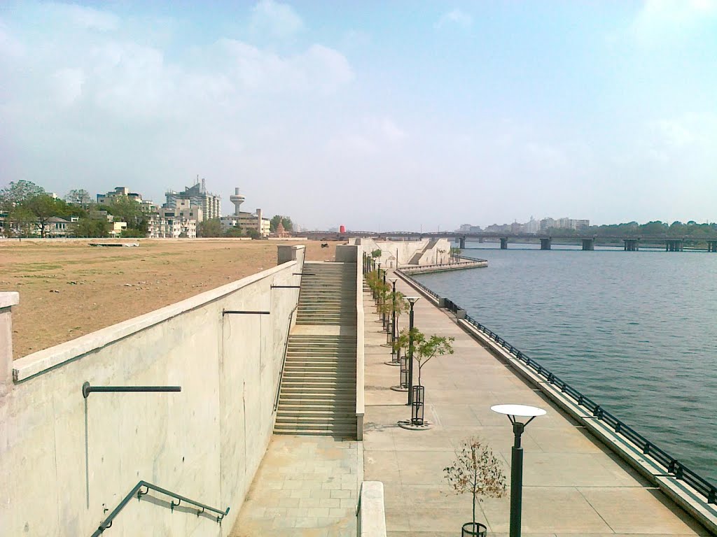 Sabarmati Riverfront Walkway W, Narayan Nagar Society, Revati Nagar, Paldi, Ahmedabad