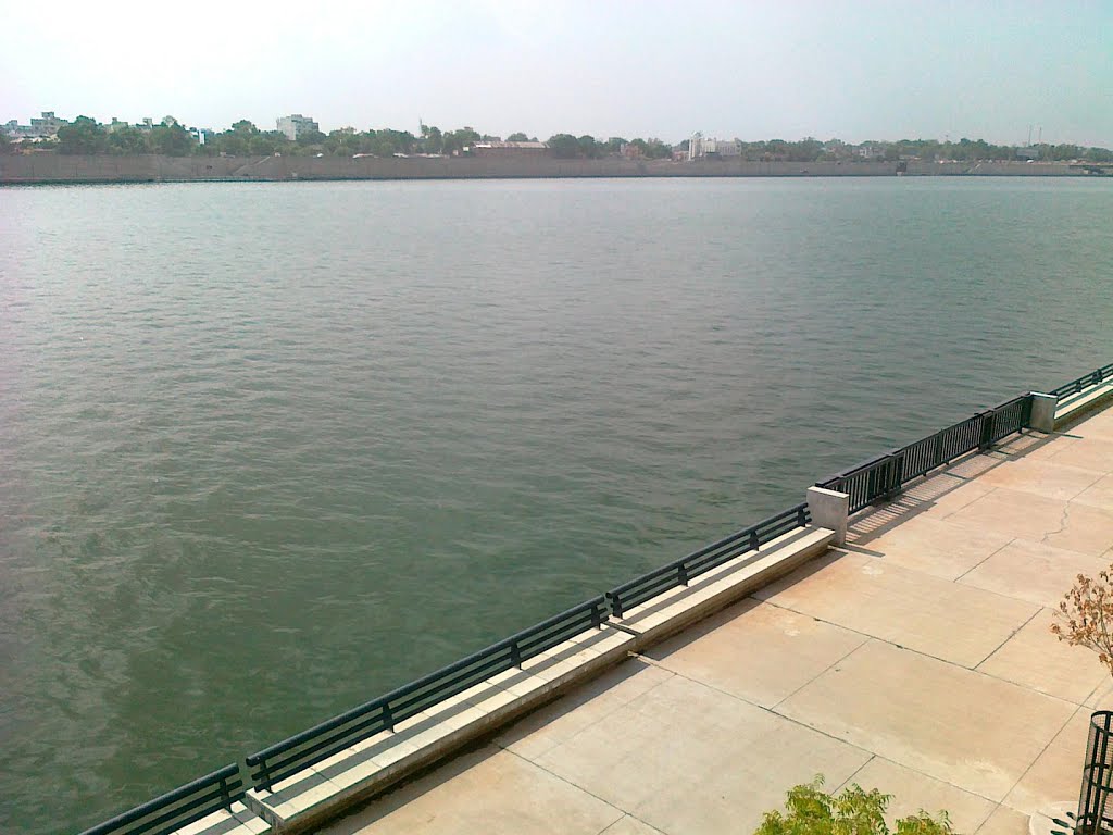Sabarmati Riverfront Walkway W, Narayan Nagar Society, Revati Nagar, Paldi, Ahmedabad