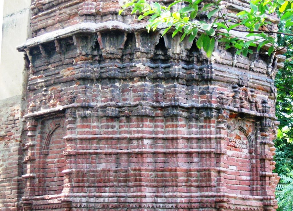 Brick Architecture :  Hanging Minars, Ahmedabad Junction