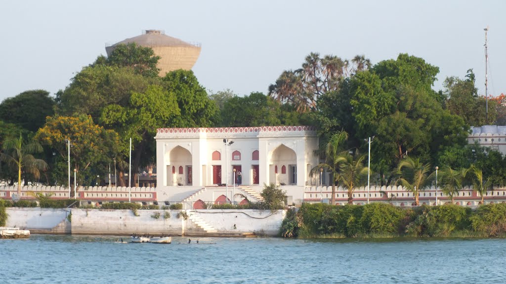 Atal Express Kakaria Lake, Ahmedabad
