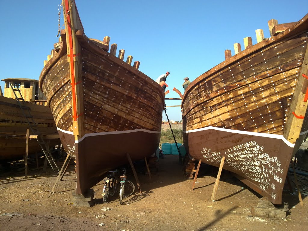 Big Ships and small Cycles at Veraval