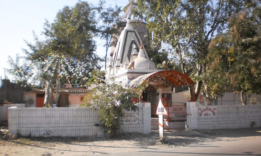 શ્રી ભવાની માતાજી મંદિર Shri பவானி மாதாஜி கோயில்  Shri Bhavaani Maataaji Mandir     P1010764