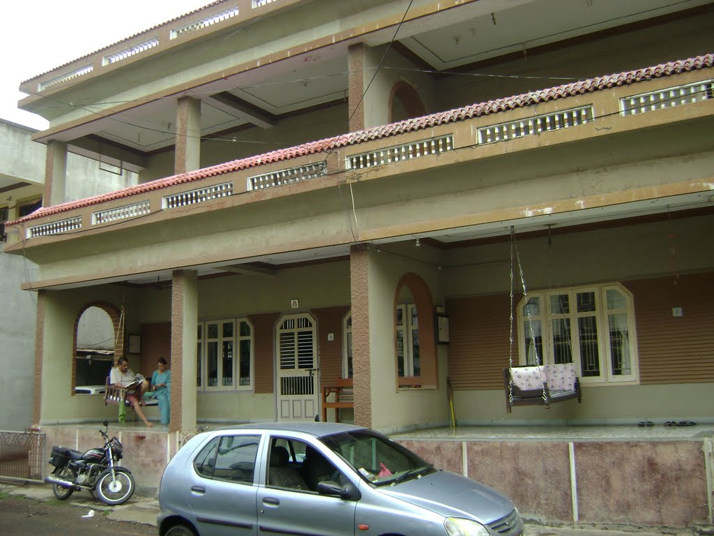 HOUSE OF MY BROTHER ,DESAI STREET KALIAWADI. NAVSARI