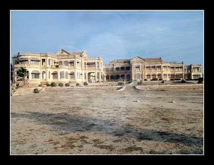 RAJU ODEDRA  PORBANDAR MAHARANA  RAJMAHEL PORBANDAR CHOWPATY . . . Mo 7698787895