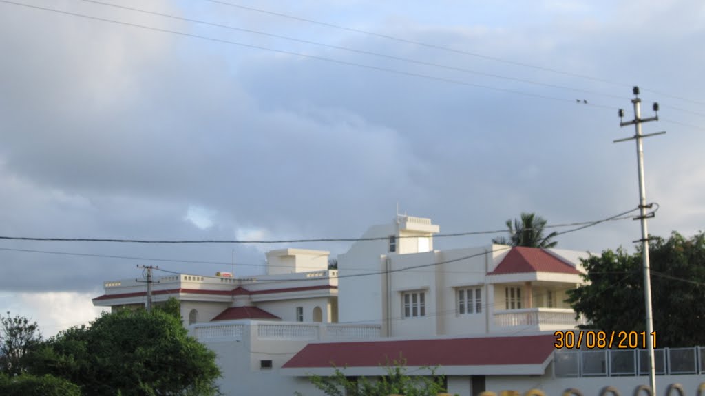 Nice house in Porbandar Photo By Raju Odedra Mo.  7698787895