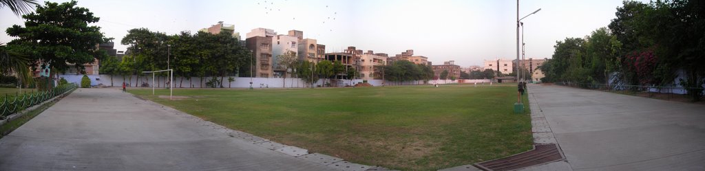 Khaimat ar Riyazat - Surat