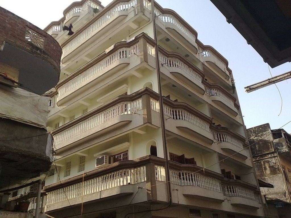 Khushnuma Textiles