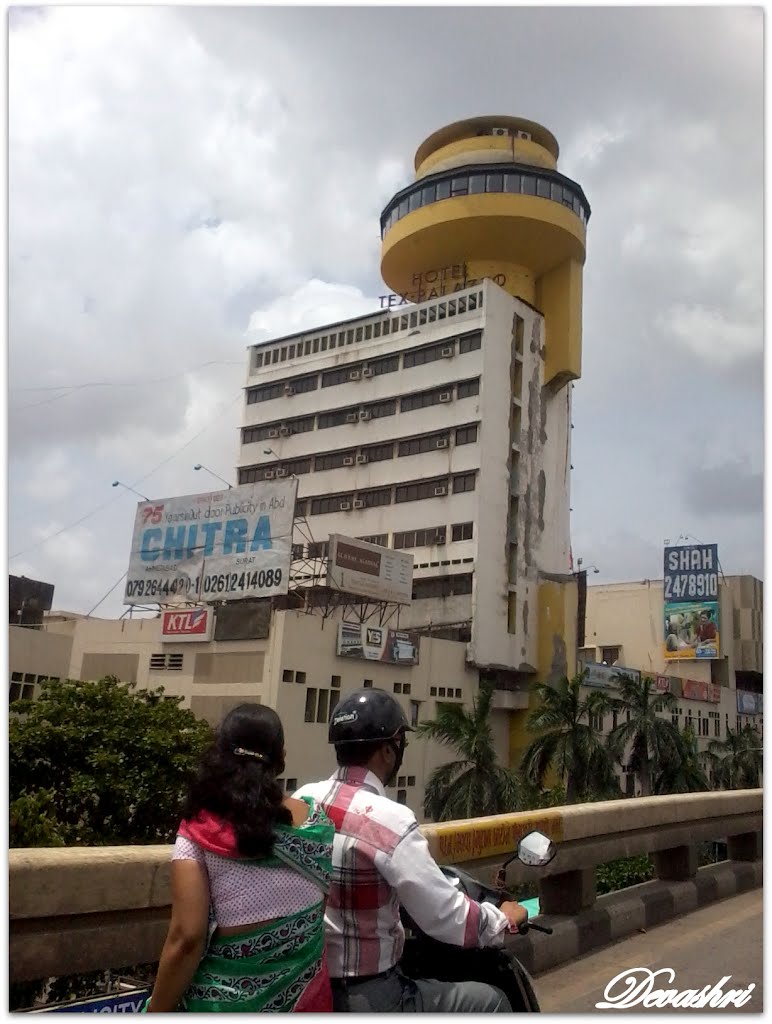 Revolving Restaurant: Hotel Texplazo