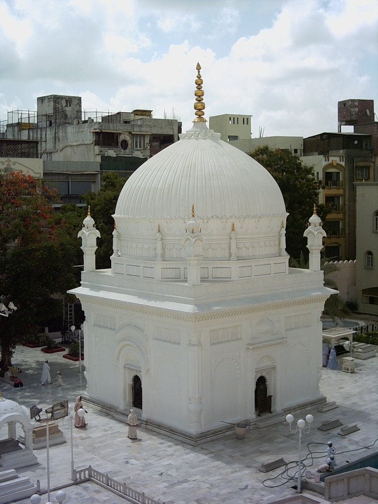 qubba ezziyah surat