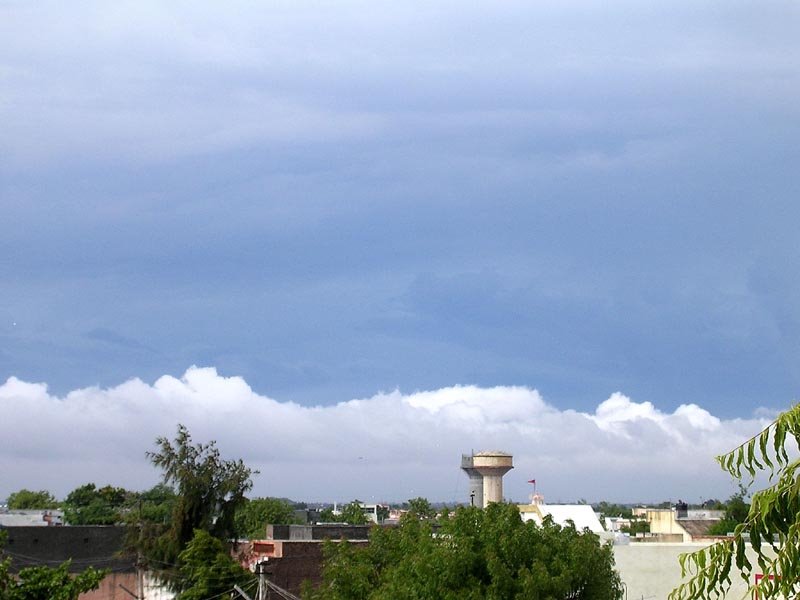 Close clouds