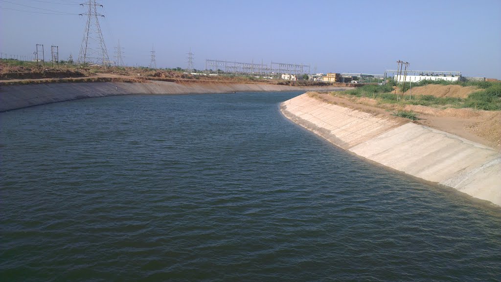 Beautiful Narmada canal near Surendranagar