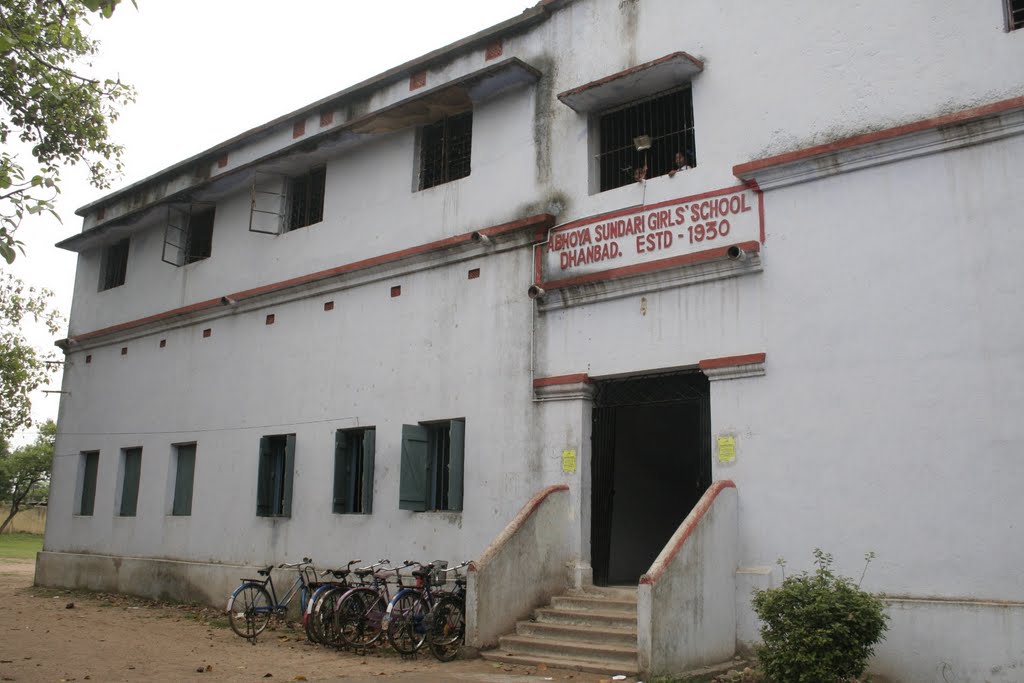 Chandan Studio,Dhanbad 9431162737 www.cs.dhanbadonline.comAbhaya Sundari--Chandan Paul-9431162737