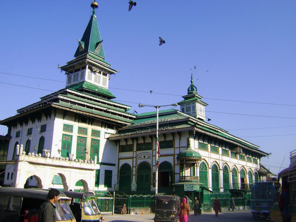 Shrine Of Hazrat Sheikh Syed Abdul Quadir Jeelani  (r.a.) , Khanyar , Srinagar