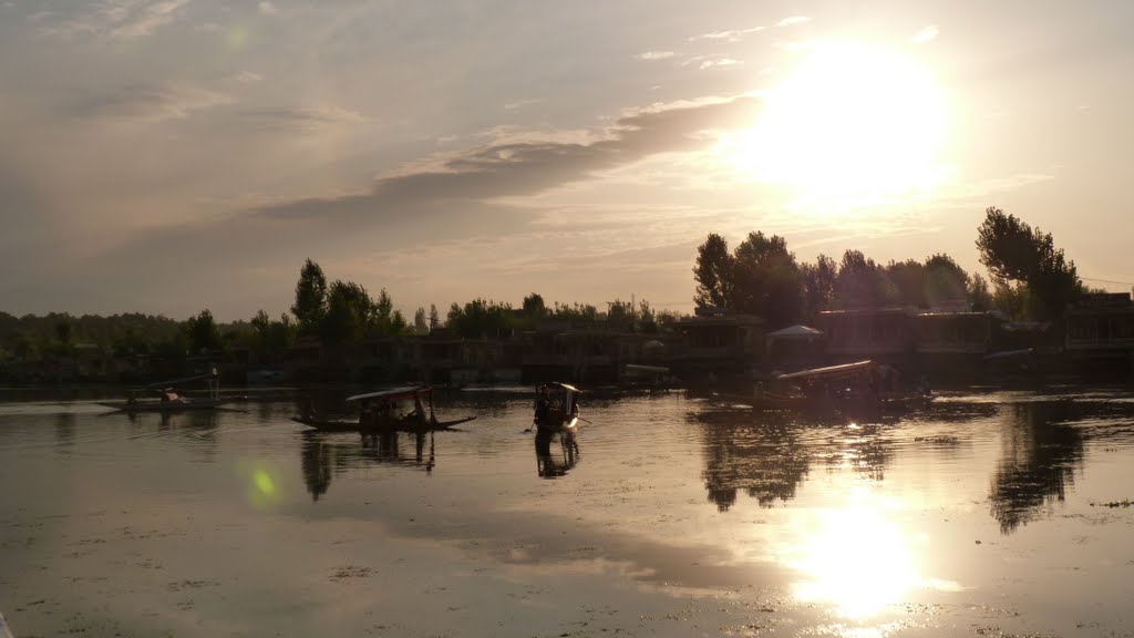 Dal Lake, Srinagar