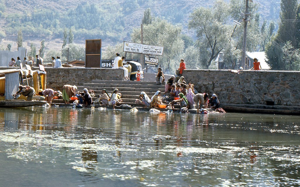 Laundry time Dal lake 1977