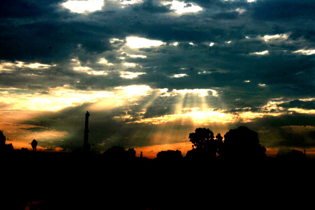 Sunset Over Byar-i-Nambal in Babademb, Srinagar