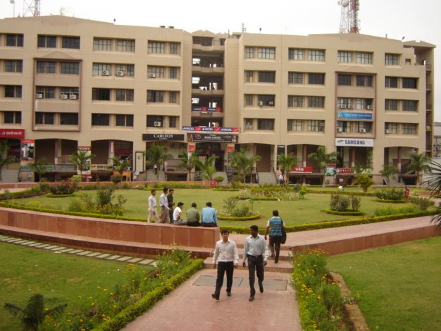 Bahu Plaza