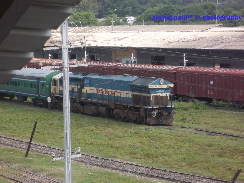 jammu tawi railway station yard wdp4 locomotive
