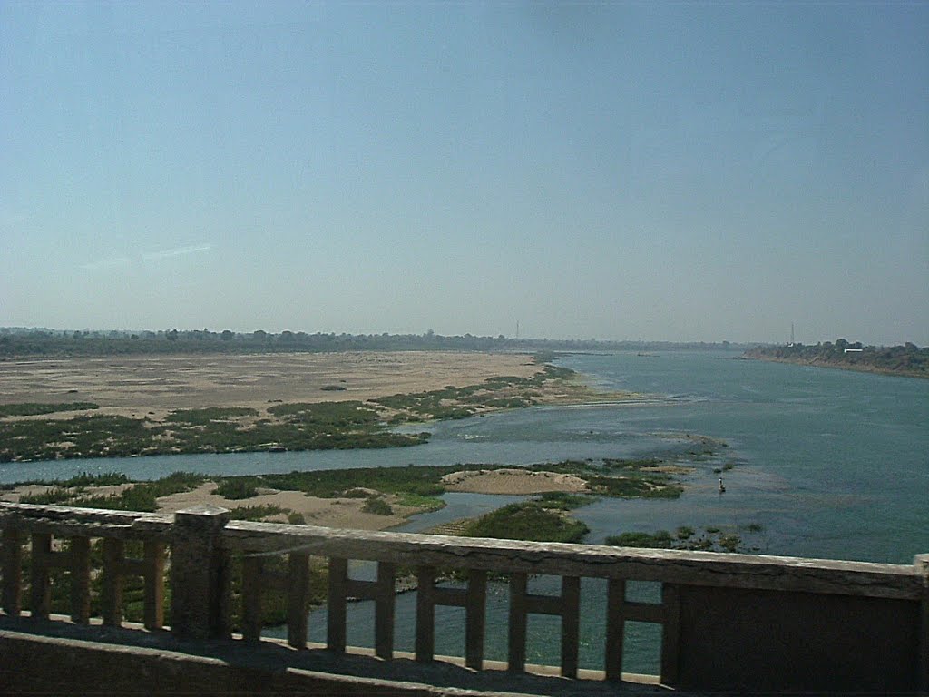 River Narmada near Hoshangabad