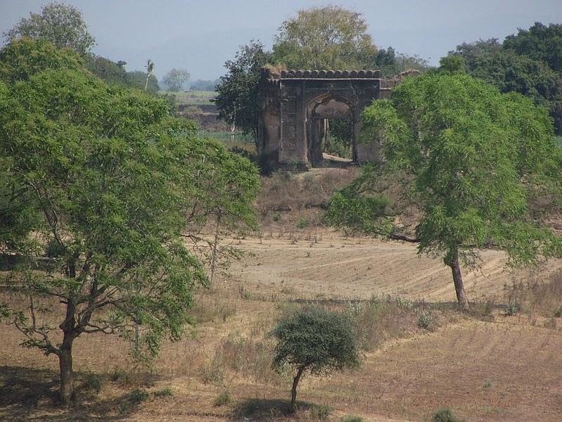 Gate for Ahukhana