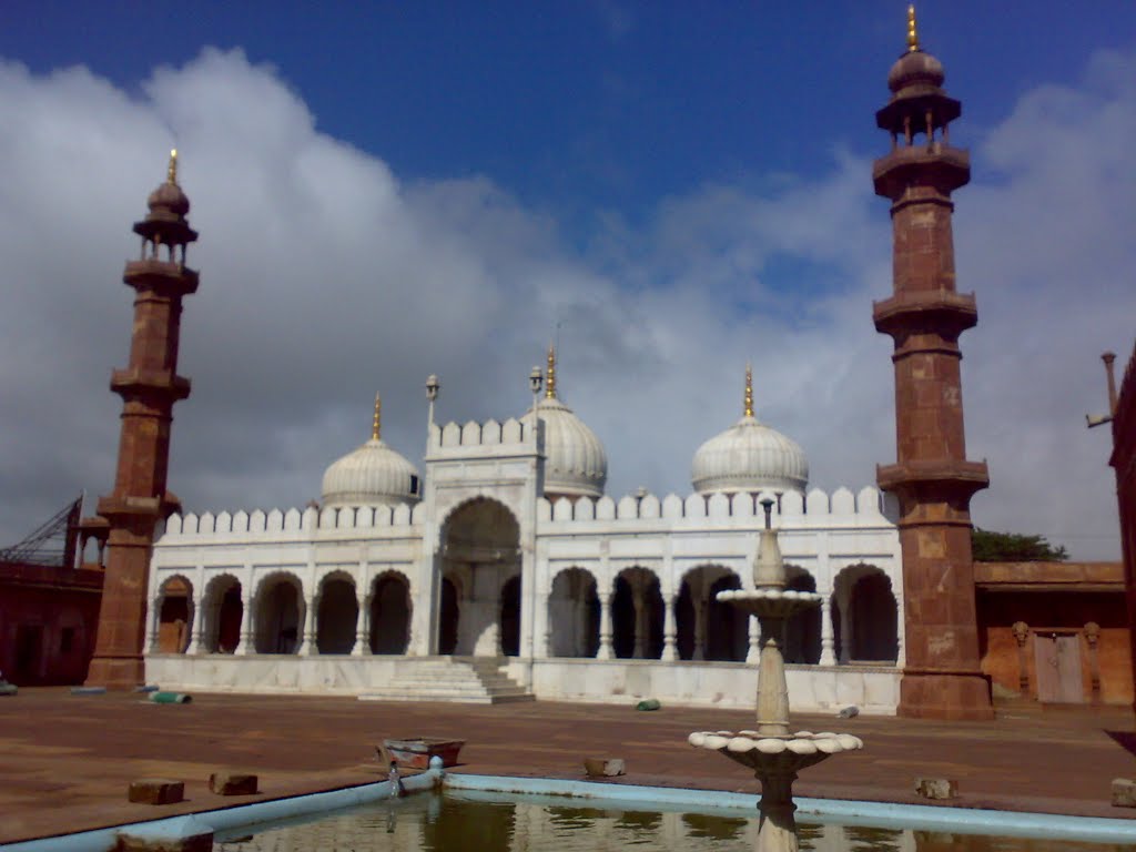 moti masjed
