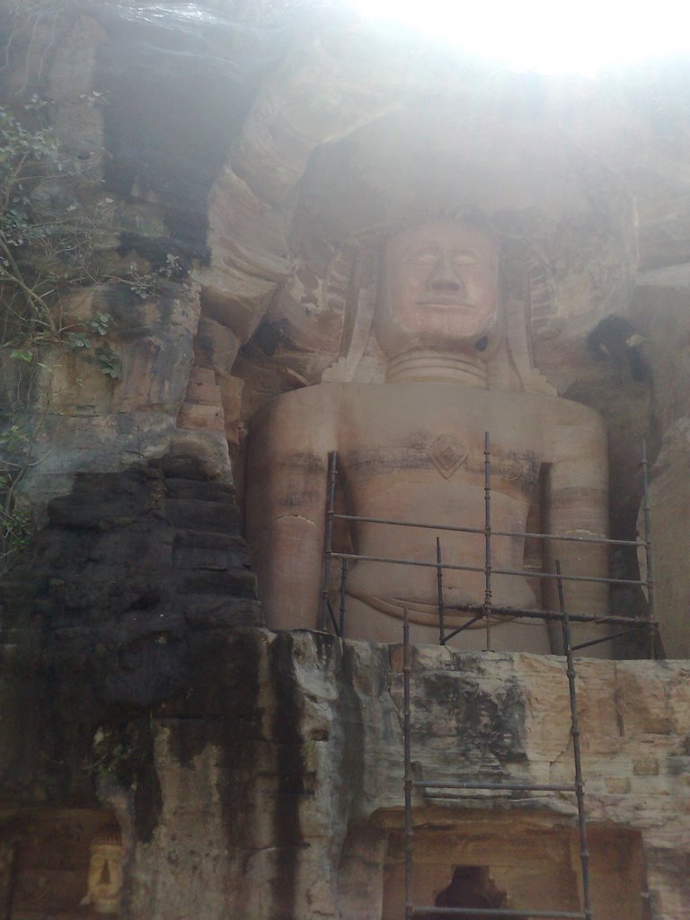Jain statue