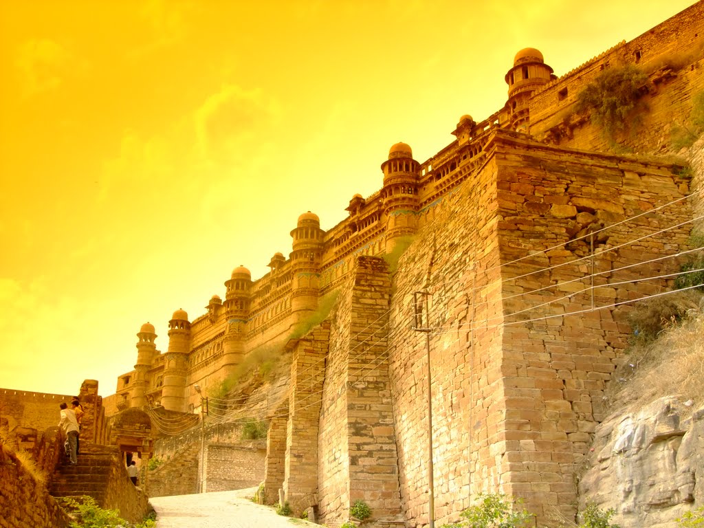 Way to Gwalior Fort