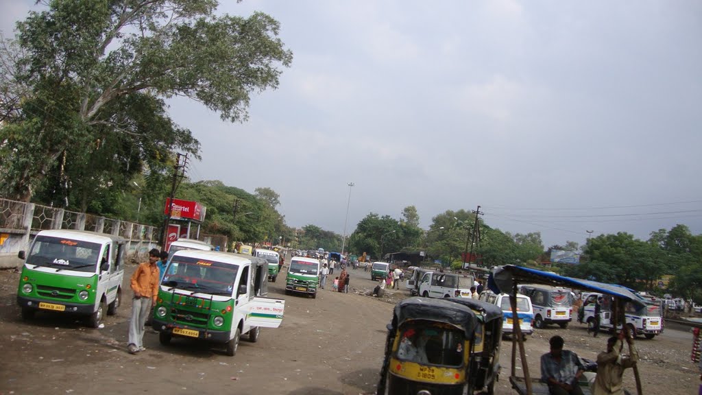 DSC08049 Taxi Stand  इंदौरஇந்தோர்Indore20  12.51.32