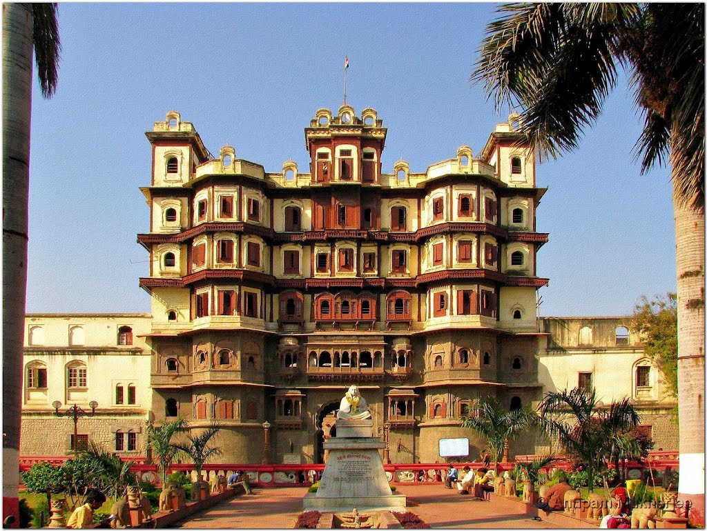 Rajwada Palace, Indore ©Anupam