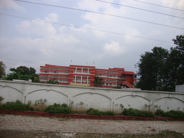 DSC08091 Imperial Academy  13.09.07