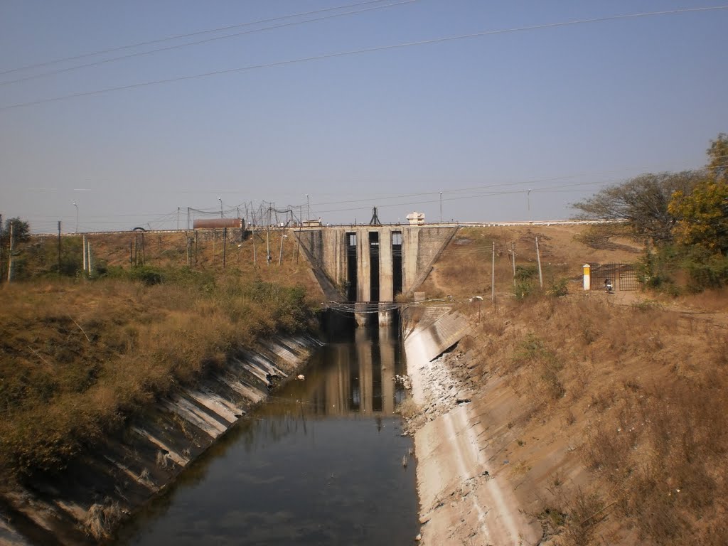 South Canal,Nath sagar.Near Paithan.