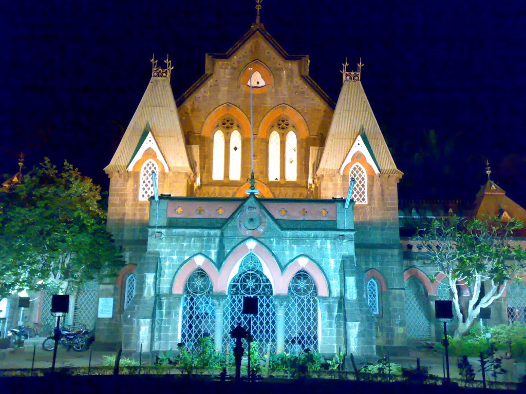 TOWN HALL......deLIGHTfull..