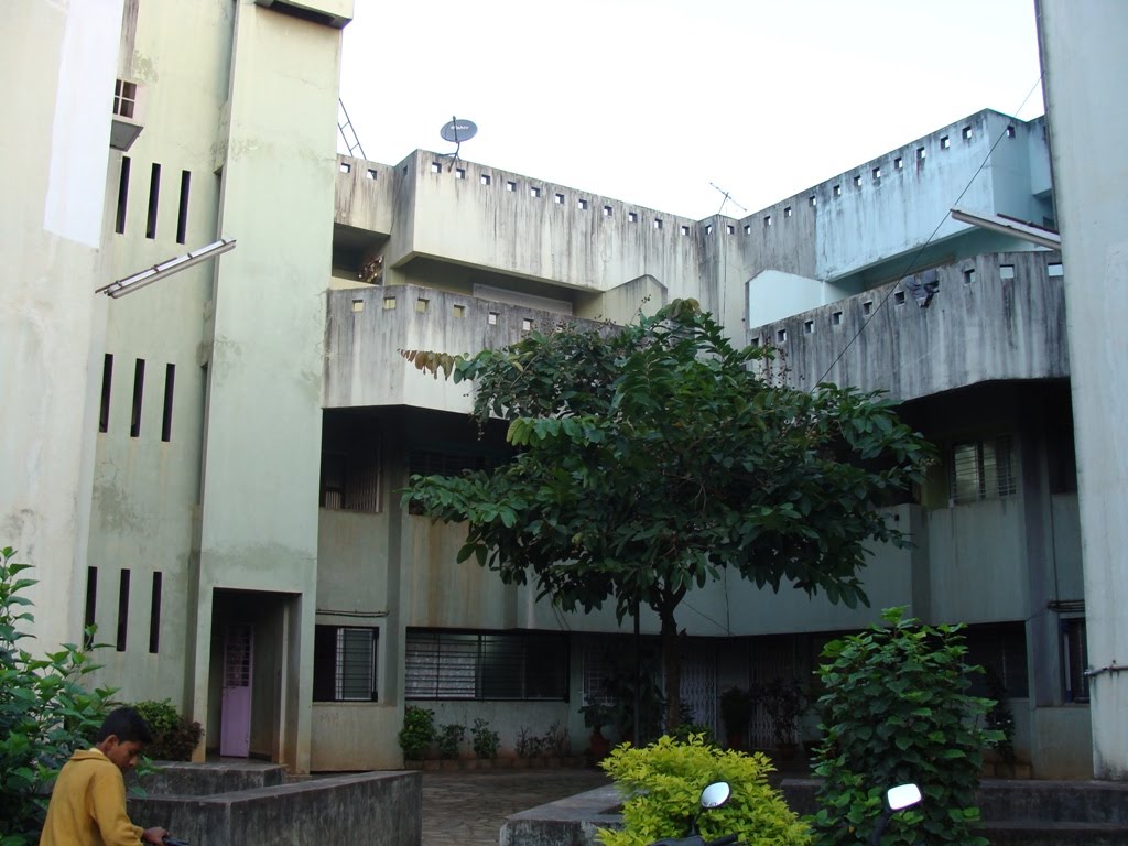 Chowrangi Complex