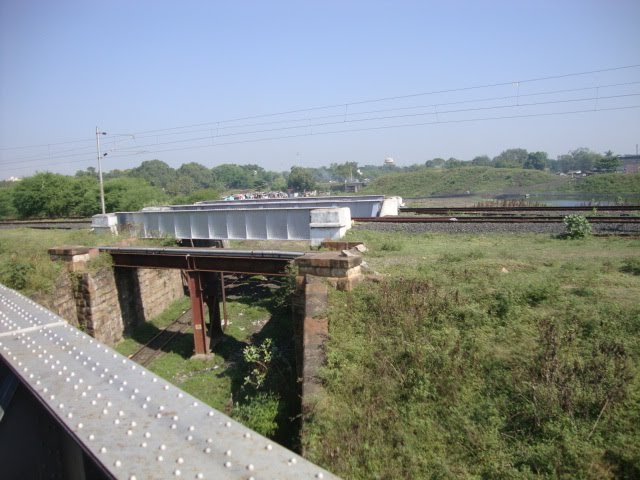 bridge -  Half Km to Bhola Girls High School  Nagpur नागपुर நாக்புர்నాగ్‌పూర్ ਨਾਗਪੁਰ નાગપુર নাগপুর ನಾಗ್ಪುರ್ ناگپور  ନାଗପୁର୍ നാഗ്പൂര്9384