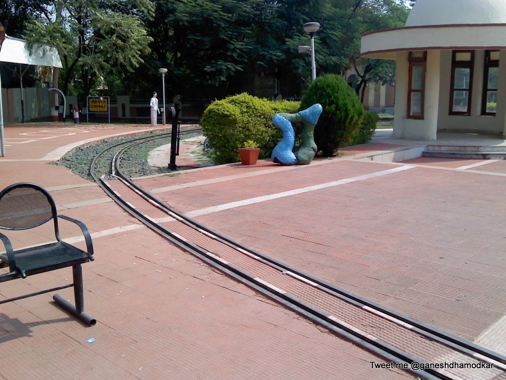 Narrow guage line at a railway toy museum