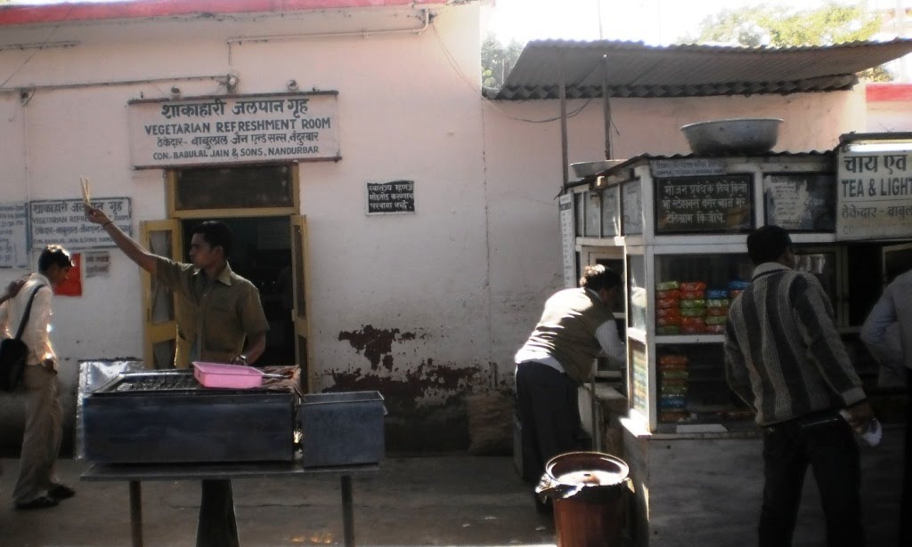 Nandurbar  नन्दुबार નન્દુબારநந்துபார்  PC310443