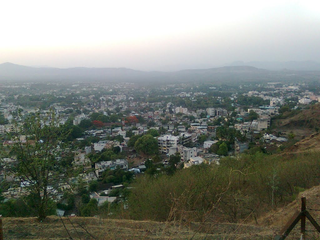 A View of Satara City from Ajinkyatara Road