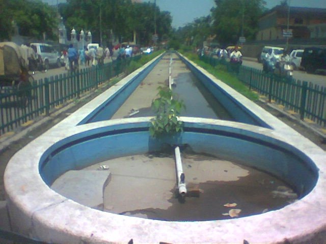 2005 Old pic of Road going from Town Hall to Golden Temple