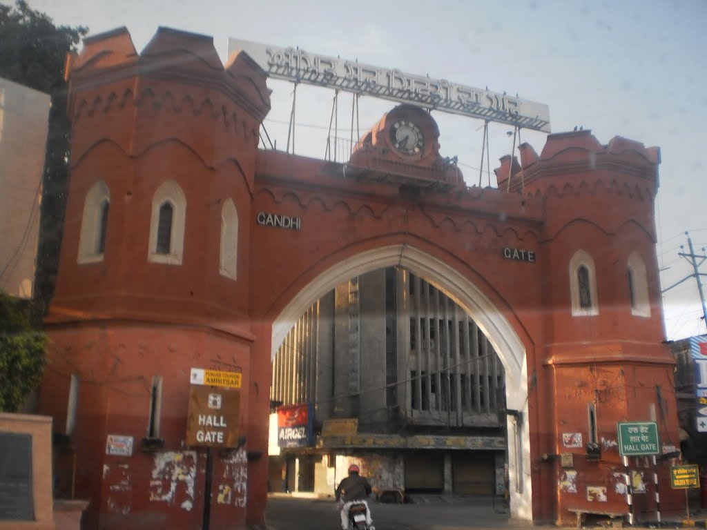 Hall / Gandhi Gate Amritsar.