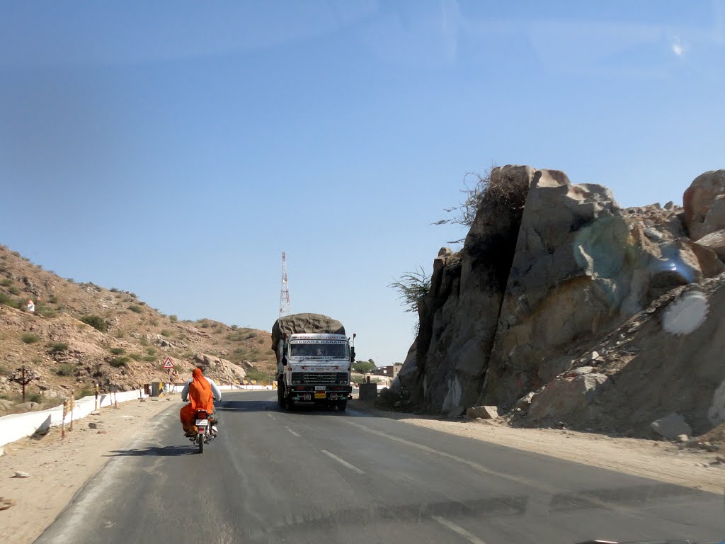 On the road in Rajasthan