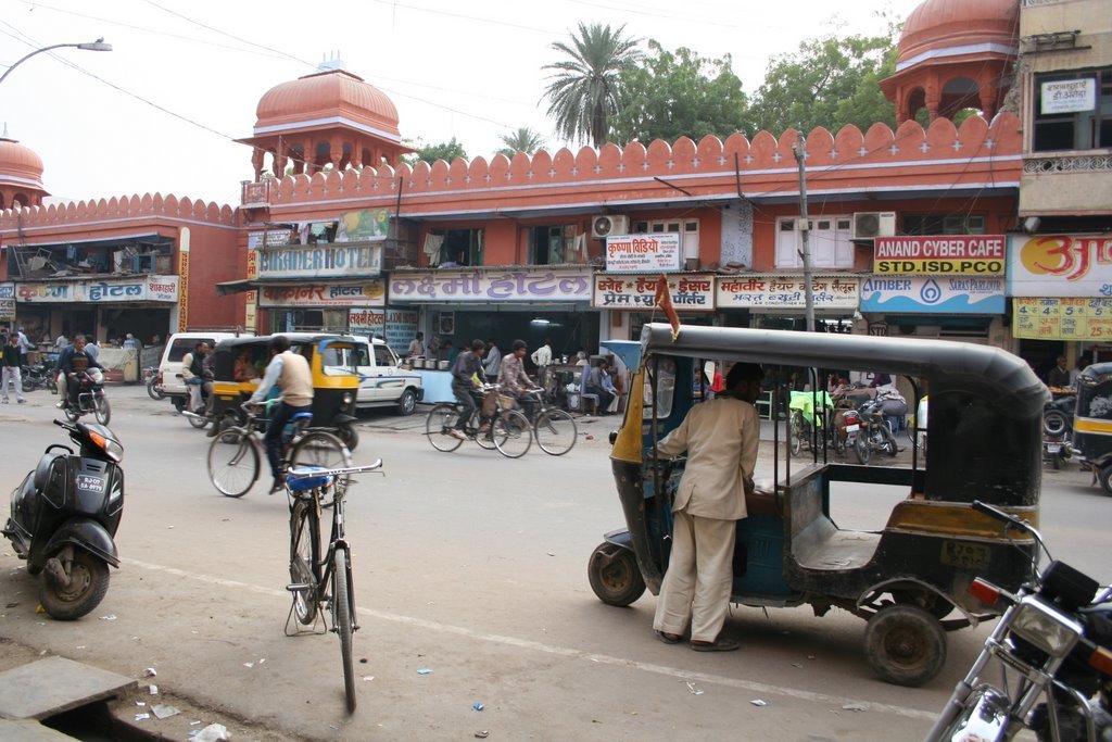 Station Road in Bikaner