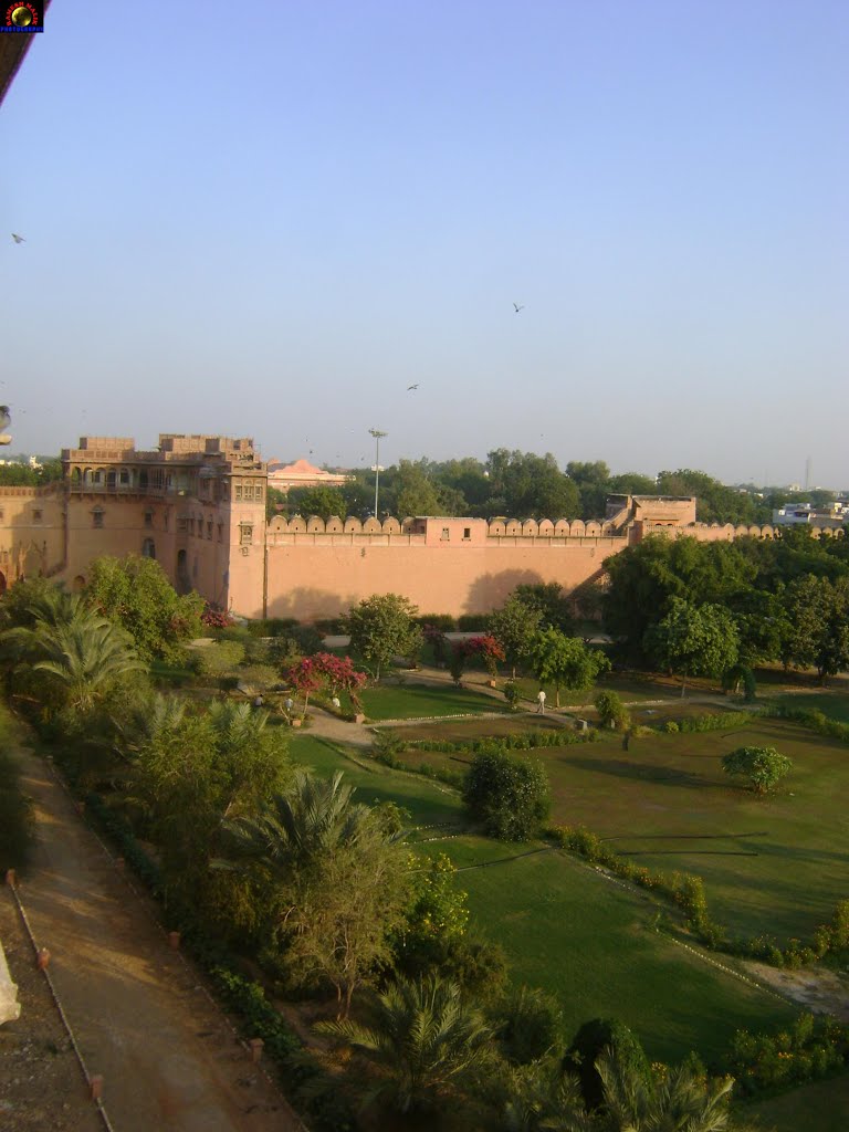 Junagarh Fort (Rajasthani: जुनाग्द क़िला) is a fort in the city of Bikaner, Rajasthan, India.