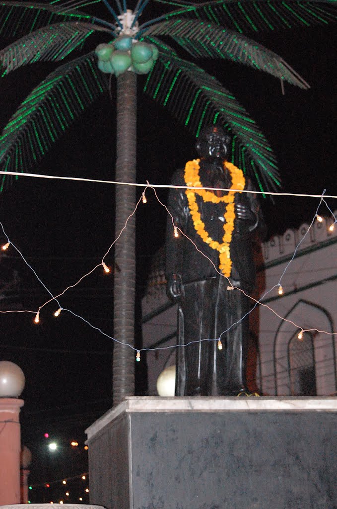 DPAK MALHOTRA, Statue near Bhilwara Railway Station, Bhilwara 311001, Rajasthan, Bharat