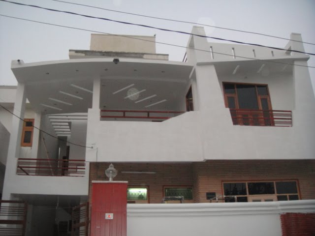 Dr.Anil Saraf