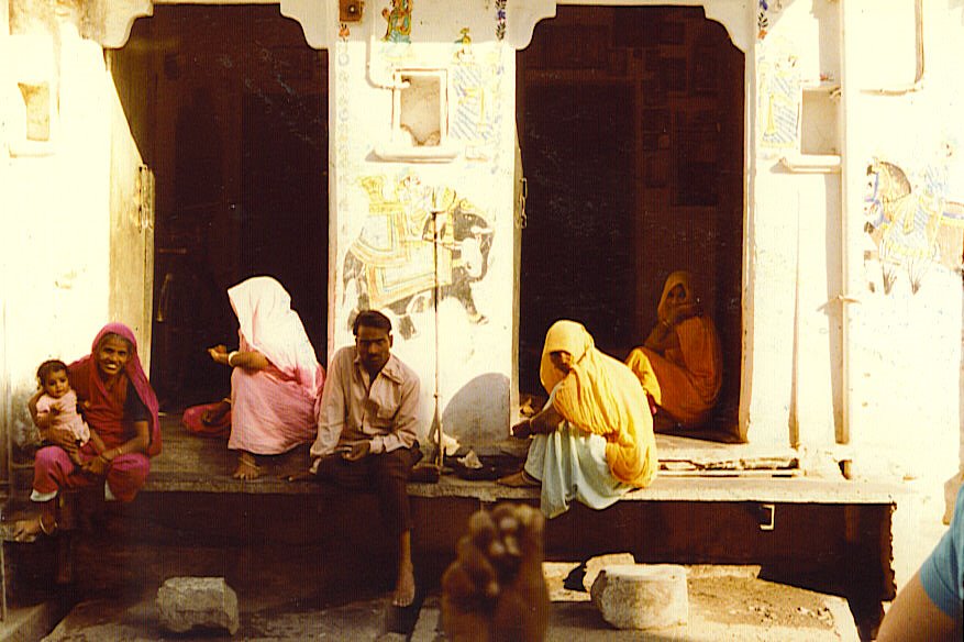 Udaipur 1980 street life...© by leo1383