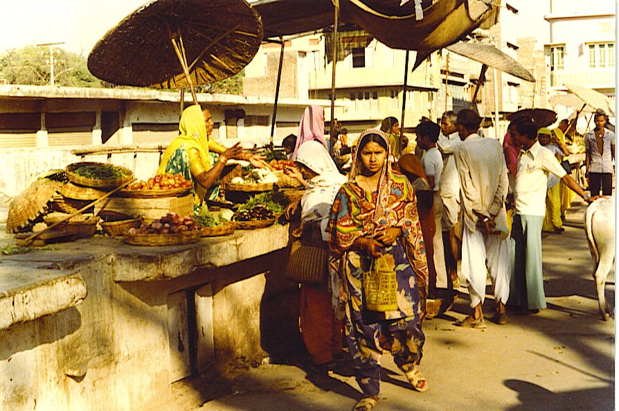 Udaipur 1980 Market....© by leo1383