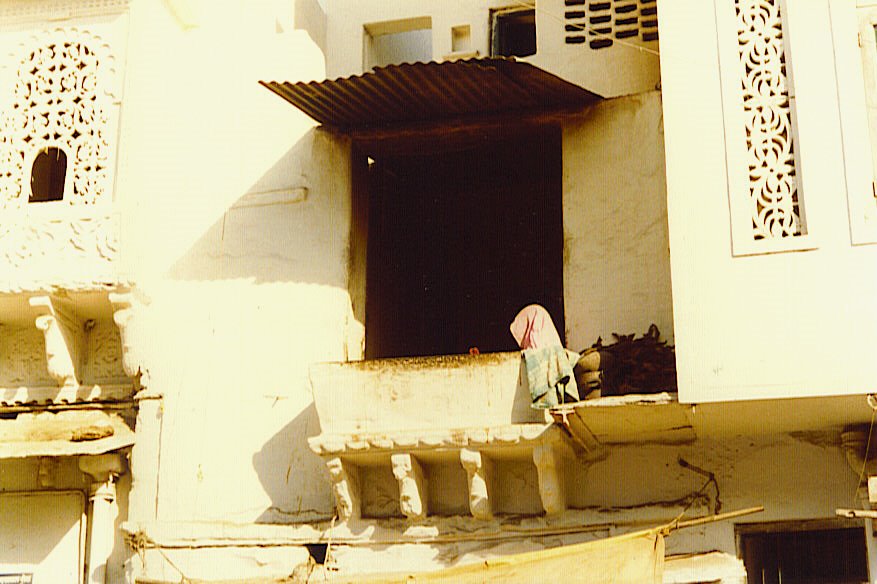Udaipur 1980 the balcony....© by leo1383